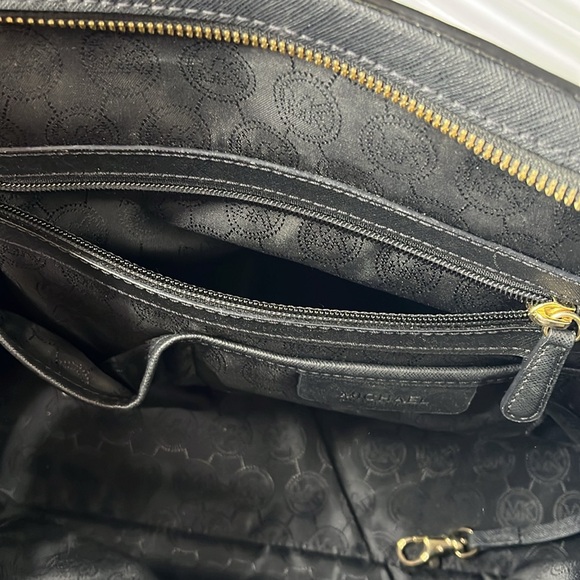 Michael Kors Satchel Black Saffiano Leather Bag, Cindy Large Dome - EUC - Picture 12 of 12